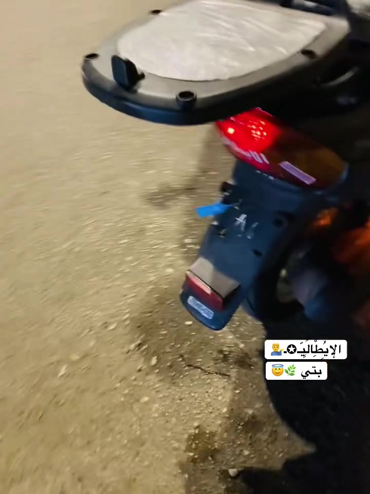 اسلام عليكم دراجه بيجي للبيع درجه نضيفه كلشي شغال بيه مفوله دراجه مامفتوحه زوج تواير جدد صارله ٣شهر من طالع من لباله مكاني سماوه قاء لروميثه لسعر تعال واتساب عله هاذه رقم ***********
