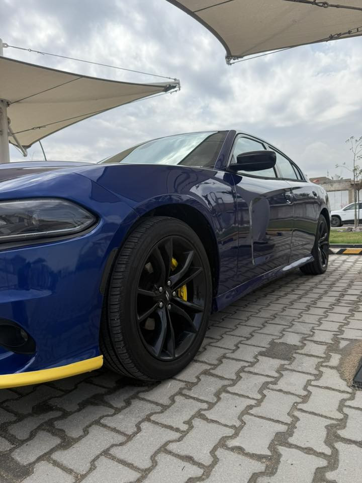 سلام وعليكم البيع
جارجر مديل 2018 
كندي /SXT
رقم بصره بسمي 
مكينه كير حدادا كفاله 
بكان السياره بصره جبيله 
مصبوغه حزام تكم شواصي 
الغود كفاله 
***********
