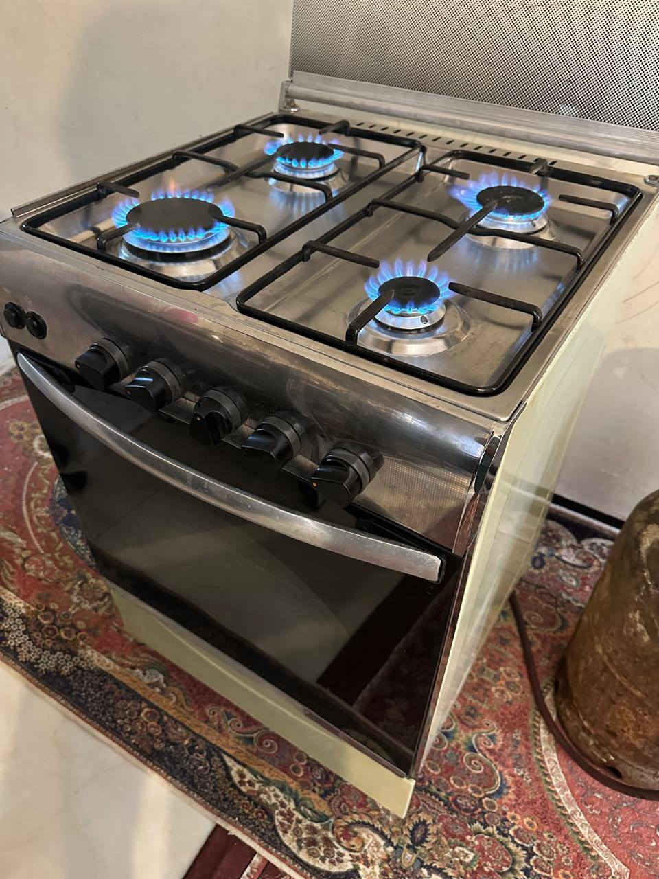 السلام عليكم طباخ مصري مستخدم نضيف شغال ب
130 وبي مجال


**إذا كنت صاحب هذا الإعلان وتريد حذفه لأي سبب، رجاءا أرسل رسالة إلى الدعم الفني**