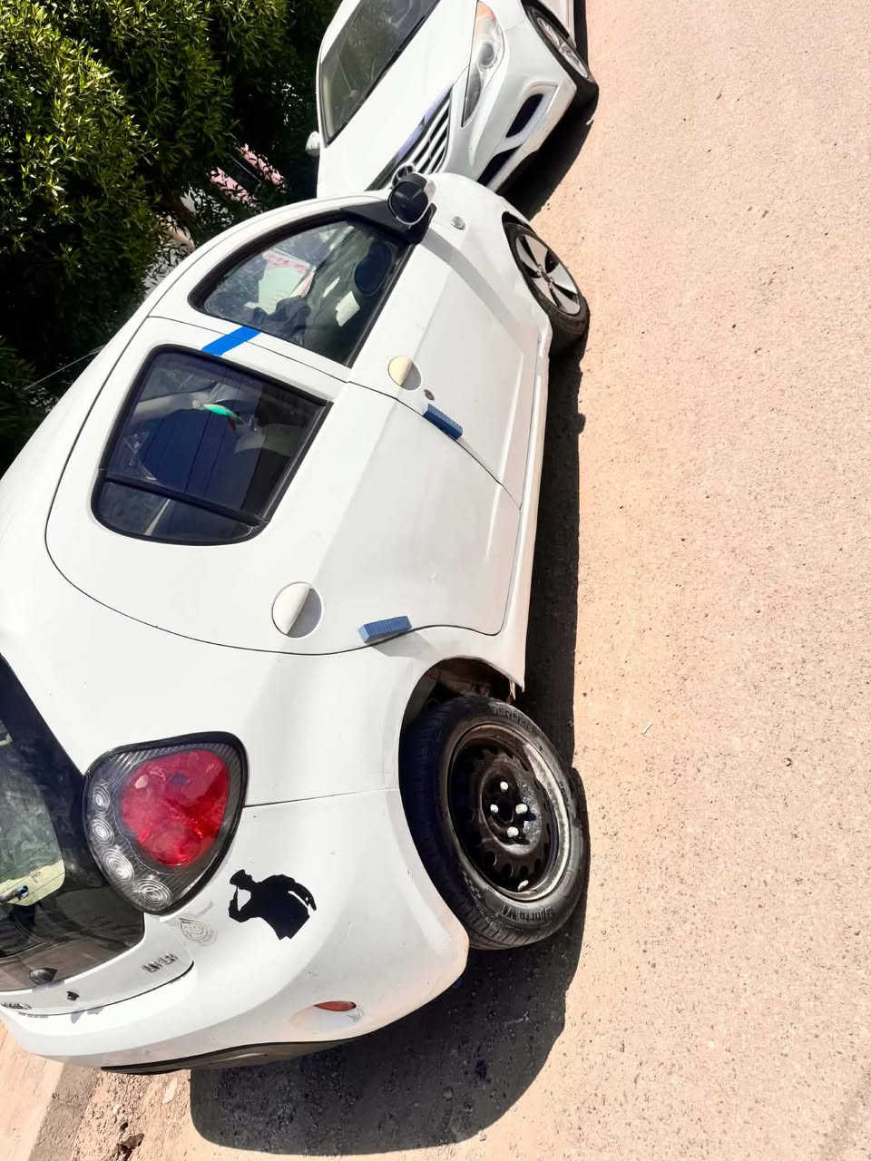 مستعجل مستعجل عندي ضرف للبيع بانده موديل 10سياره جاهزه مكينه كير حداديه بدون حادث سياره نضيفه هزه وسنويه ماساقطات رقم دولي تحويل مباشر نقصه كمبريسر تبريد فقط مكاني بابل رقمي للتواصل وبي واتساب ***********السعر30
