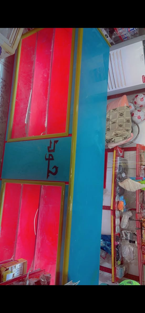 ميز جديد ونضيف كلشي يرهم للعرض +كهربائيات مكاني بصره تنومه ***********
