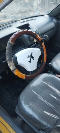 سايبة موديل 2012 مصفرة هيئة وغرامات السعر 27 المكان بغداد الحسينية. 07...