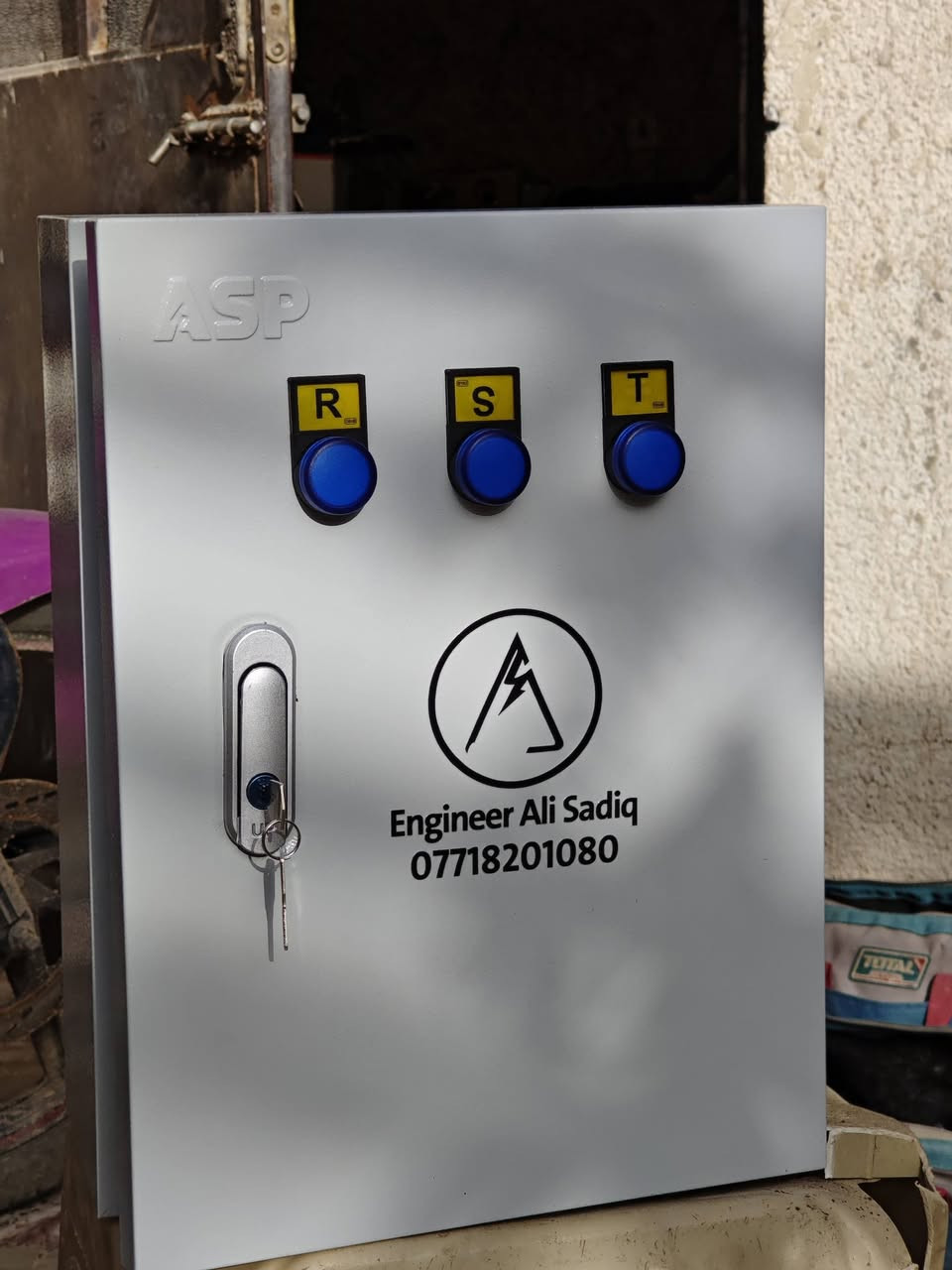 بورد مصعد استخدام (ونج-بشري) مع كامل مواصفات من حماية ماطور من احتراق و حماية المستخدم من سقوط الغرفة و طالبات بكل طابق لسهولة الاستخدام


**إذا كنت صاحب هذا الإعلان وتريد حذفه لأي سبب، رجاءا أرسل رسالة إلى الدعم الفني**