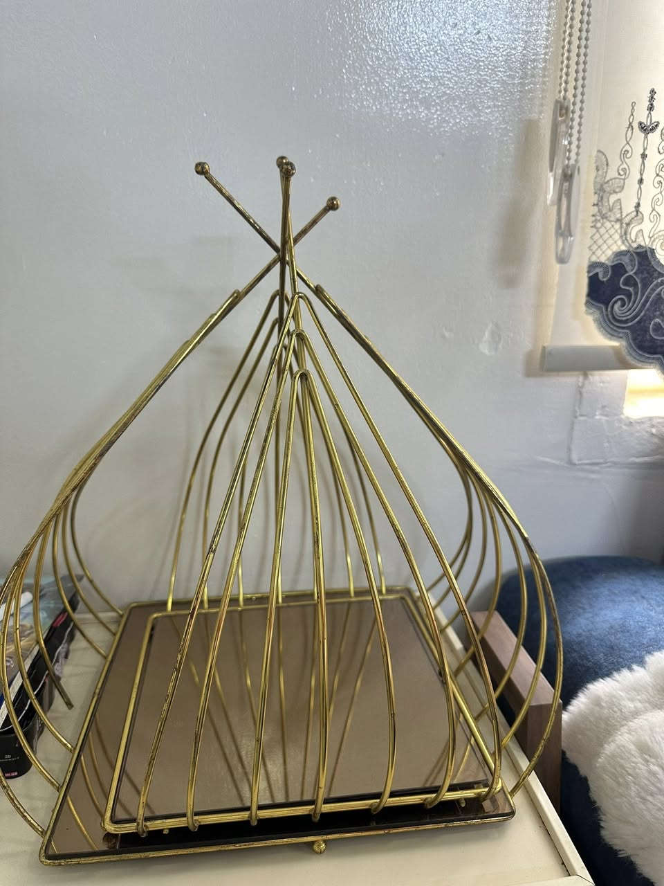 السلام عليكم ورحمة الله.  ميز وسطي للبيع سعره 40 أخذته من يونيك وثنين تيبل لامب سعرهم 20  وثنين مقدمات ذهبي سعرهم ١٢ الف 
العنوان دوميز


**إذا كنت صاحب هذا الإعلان وتريد حذفه لأي سبب، رجاءا أرسل رسالة إلى الدعم الفني**