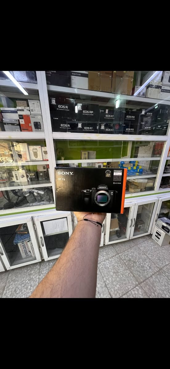 SONY-A7¥ سعره بدي 4ملاين 
SONY-A7R¥ سعره بدي 4ملاين 
SONY-A7SIIIسعربدي 3ملاين و100الف
SONY-A7IV سعر بدي مليونين و550الف
SONY-A7III سعر بدي مليون و650الف 
مكاني بابل 
***********
***********
