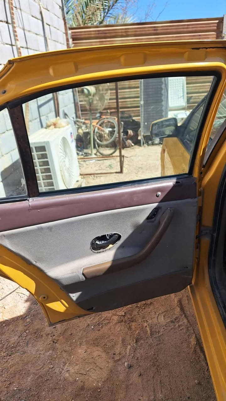 السلام عليكم سمند 11 كير ومكينه  شغلات صاعده هزه السياره منتيه الهزه لا ماعرف سعر 12 بيه مجال مكاني البصره ***********
