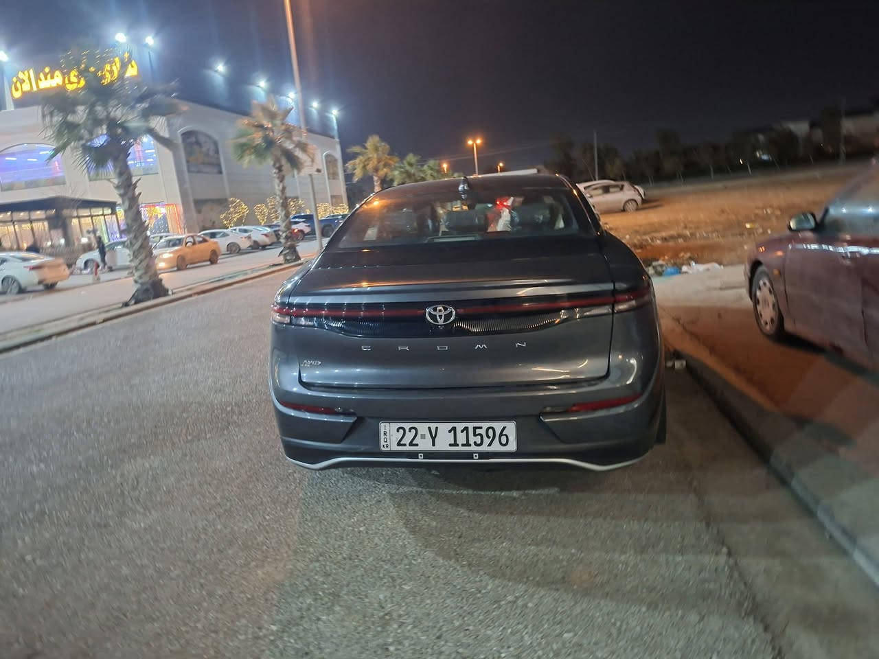 السلام عليكم ورحمة الله مكلف بلنشر
 وبركاته للبيع سياره كراون موديل ٢٣ ظرر قبغ صندوق وجاملغ أيسر وقطعتين كلير السعر ٢٦٠ بي مجال اتصال *********** عنوان بيجي
