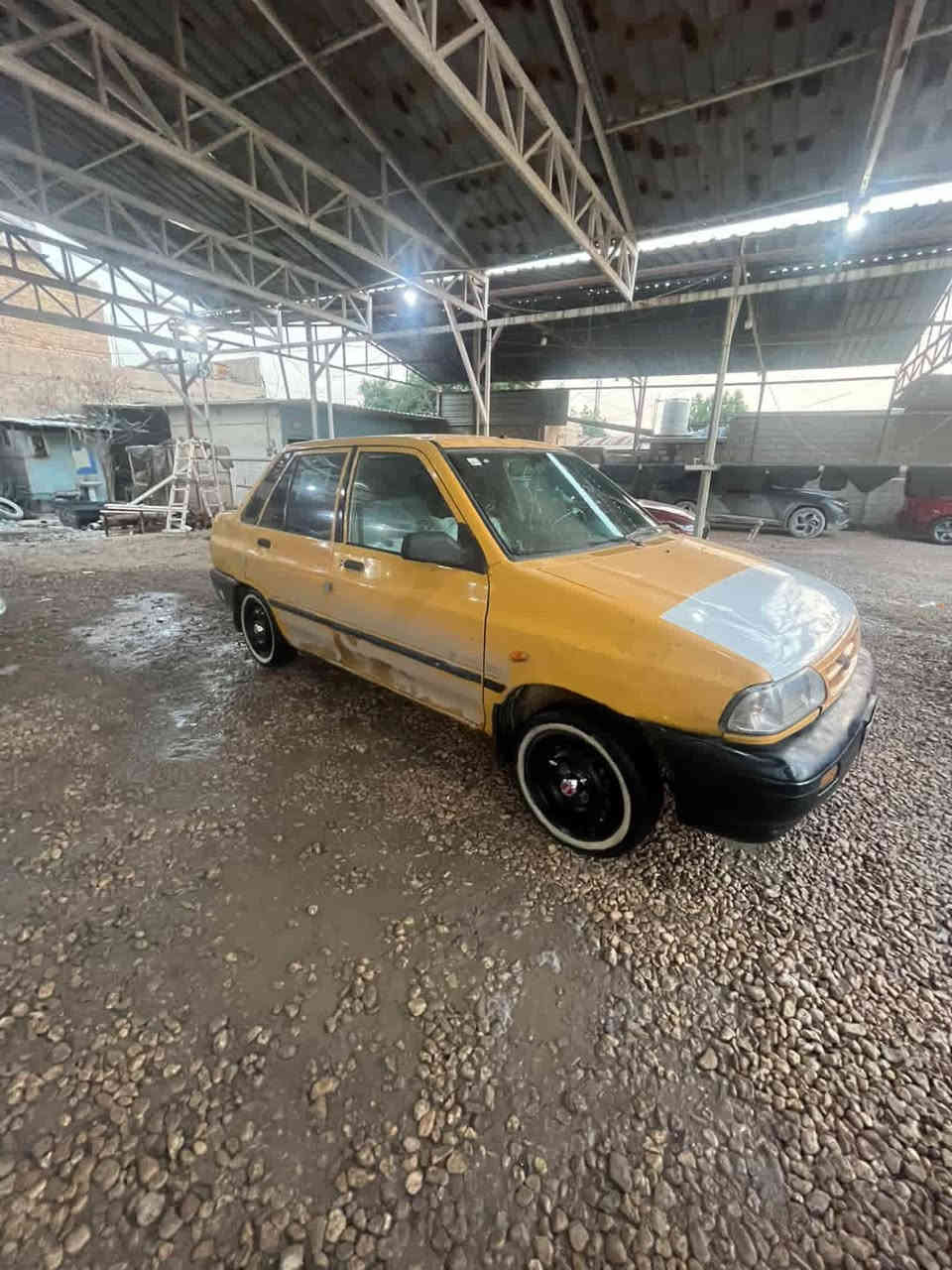 للبيع سايبه موديل 2011سياره جديده وجاهزه من كلشي كير مكينه كلج تخم تاير كهربائيات كله جاهزه خير من الله سياره معايزه كلشي سياره رقم بغداد راعيه بغداد اكعدك يمه شوكت متريد ب اي وقت عندي مستمسكاته كامله وكاعد يمه ومسوي عقد مروري سياره جاهزه وكبل للشارع مذب عليه لو ربع شواصي كفاله من تعميره ولخياس شواصي بلاد مملعوب بيهن مكان سياره بابل مركز المدينه سعر20 وبيه مجال حك جيتك فقط رقم الموبايل ***********متواجد ب اي وقت تريد
