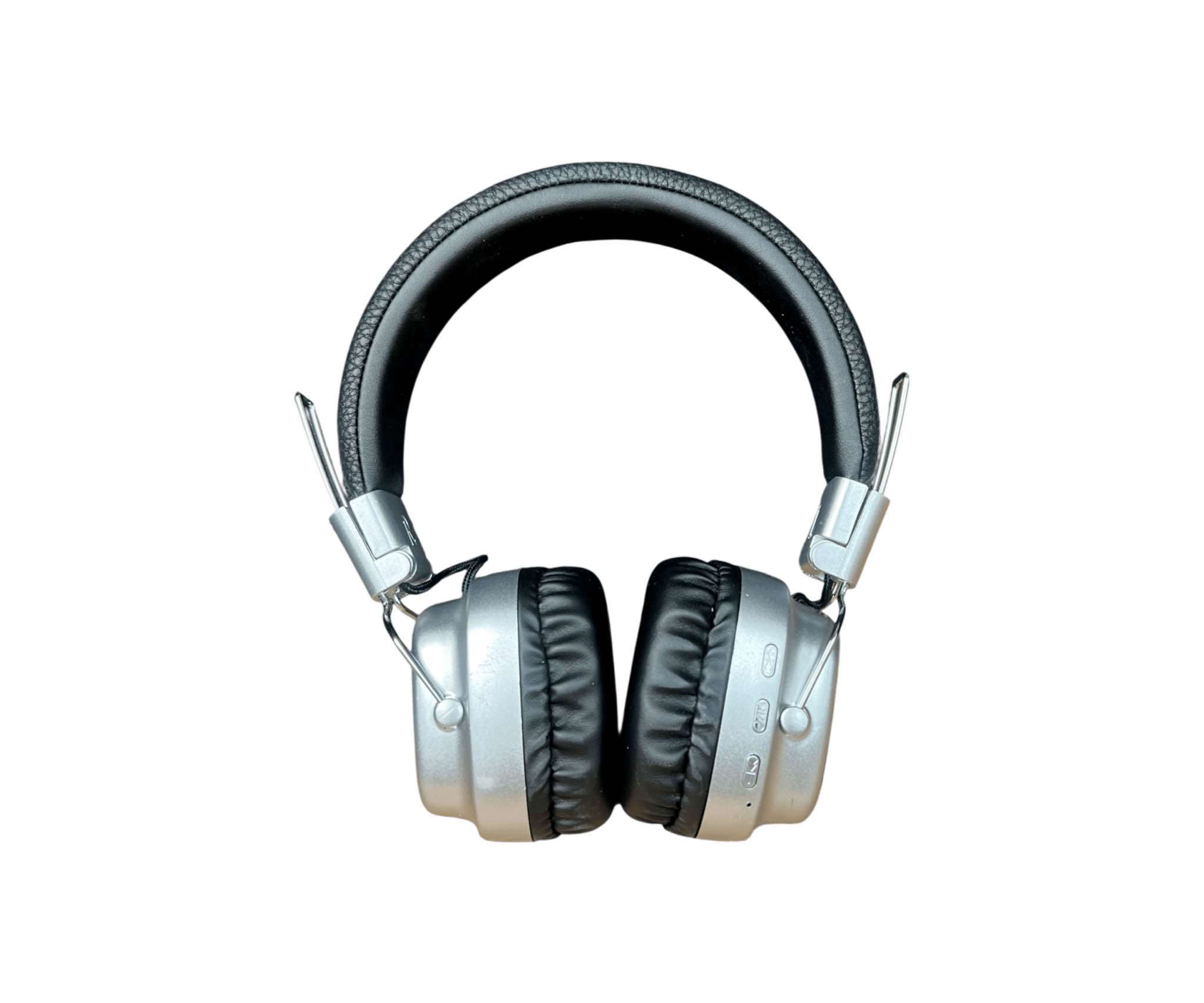 سماعة رأس بلوتوث JBL TUNE 440BT بإضاءة 3D LED – صوت Pure Bass

الاستخدامات:

الاستماع إلى الموسيقى بجودة عالية وباس قوي.

مشاهدة الأفلام والمسلسلات بصوت واضح ومحيطي.

إجراء المكالمات بدون استخدام اليدين.

الاستخدام اليومي في المنزل، العمل، أو أثناء السفر.

مناسبة للطلاب، الجيمينغ الخفيف، والتنقل اليومي.

المميزات:

تقنية JBL Pure Bass Sound لصوت عميق ونقي.

إضاءة جانبية 3D LED مضيئة بتصميم عصري جذاب.

اتصال Bluetooth V5.3 سريع وثابت.

تدعم Multi-Point Connection (الاقتران بجهازين بنفس الوقت).

بطارية بسعة 400mAh.

مدة تشغيل تصل إلى 40 ساعة.

زمن شحن تقريبي: ساعتين.

إمكانية إجراء مكالمات Hands-Free مع مايكروفون مدمج.

تدعم التحكم الصوتي.

إمكانية تشغيل عبر مدخل AUX.

منفذ شحن Type-C.

تدعم كرت ذاكرة TF.

أزرار تحكم جانبية (تشغيل، إيقاف، مستوى الصوت، تنقل بين المقاطع).

تصميم خفيف الوزن وقابل للطي.

وسادات أذن مبطنة ومريحة للاستخدام الطويل.

حجم الدرايفر: 40mm.

محتويات الصندوق:

سماعة JBL TUNE 440BT.

كيبل شحن USB.

دليل استخدام.

الملاحظات:

قياس الكارتون:

الطول: 16 سم

العرض: 7.5 سم

الارتفاع: 19 سم

تتوفر بعدة ألوان (أبيض، أسود، بني).

اللون والإضاءة يضيفان طابع مميز أثناء الاستخدام الليلي.

يفضل شحن السماعة بالكامل قبل أول استخدام.

أبعاد الكارتونة:

16 × 7.5 × 19 سم بغداد, العراق


**إذا كنت صاحب هذا الإعلان وتريد حذفه لأي سبب، رجاءا أرسل رسالة إلى الدعم الفني**