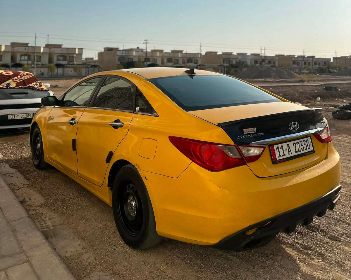 #مراوس فقط شعندك دزلي واتساب
***********
سوناتا مديل 2013
حادث جاملغ امامي 
مكينة 2000 توربو 
كشنات جلد 
كشنات تحكم كهرباء
تبريد خير مـن الله 
حدادية هم زينه 
رقم بغداد تحويل ثاني يوم
