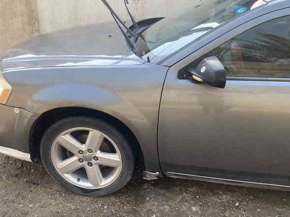 السلام عليكم 
دوج افنجر 2013 للبيع 
محرك 2400 ، كير 4 نمرة 
صار كم مره انشرها ويخابروني امسح المنشور 
شرايه وتالي ما يجون 
رقم بغداد باسمي سنوية ال2030 تنتهي
4 ويل كب حجم 18 بلادي 
لايت زنون عالي ناصي مكفوله كير محرك من طبه وتنقيص 
ضربتها جاملغ وبنيد ورافقهن بالمنشور السعر 73 مكاني بغداد قرب بوابة الكاظمية***********
