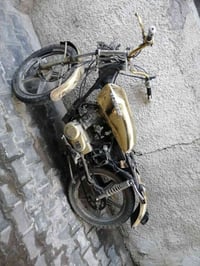 دراجه ايراني للبيع كوم حديد للعلم شغاله سعره 150 بيه مجال قليل مكاني ب...