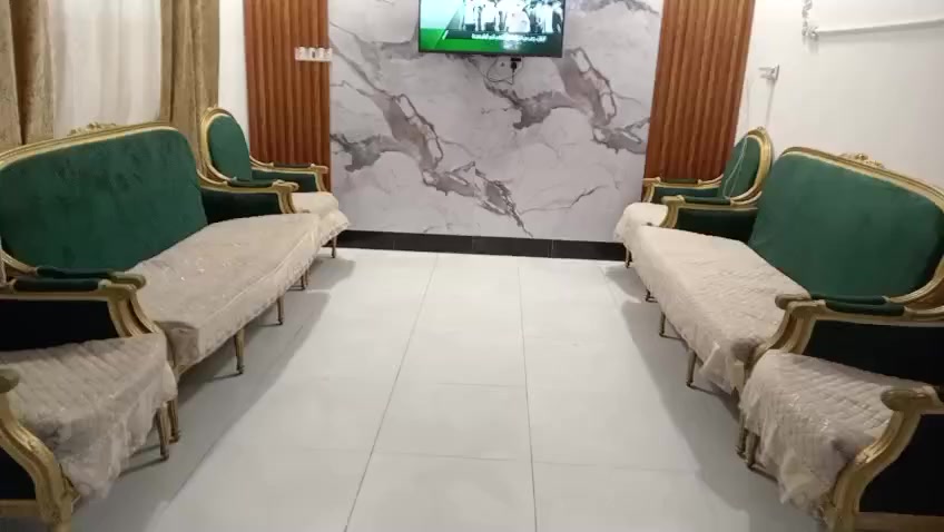 قنفات نضيفات مكان ناصريه 450وبيهن مججالل


**إذا كنت صاحب هذا الإعلان وتريد حذفه لأي سبب، رجاءا أرسل رسالة إلى الدعم الفني**