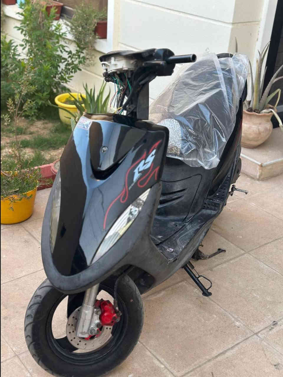 سلام عليكم ماكس 120عدله ياباني 2006 دراجه رمبه مو مال اشارع دواخل ملح دراجه ختم ويه مكينه ما عدى كفرات مكينه مفتوحه مره وحده بوشه 55دراجه كهربائيه بيه طبك وطفه سلف وجان قبل يشتغل تجي تفحص وتروح مكانه واسط قضاء حي سعر 475 وبيه مجال قليل وهيه هاي مو سعرها ملاحضه لايت وكفر فوك موجودات وما شادهن  وما بيه شي ***********
