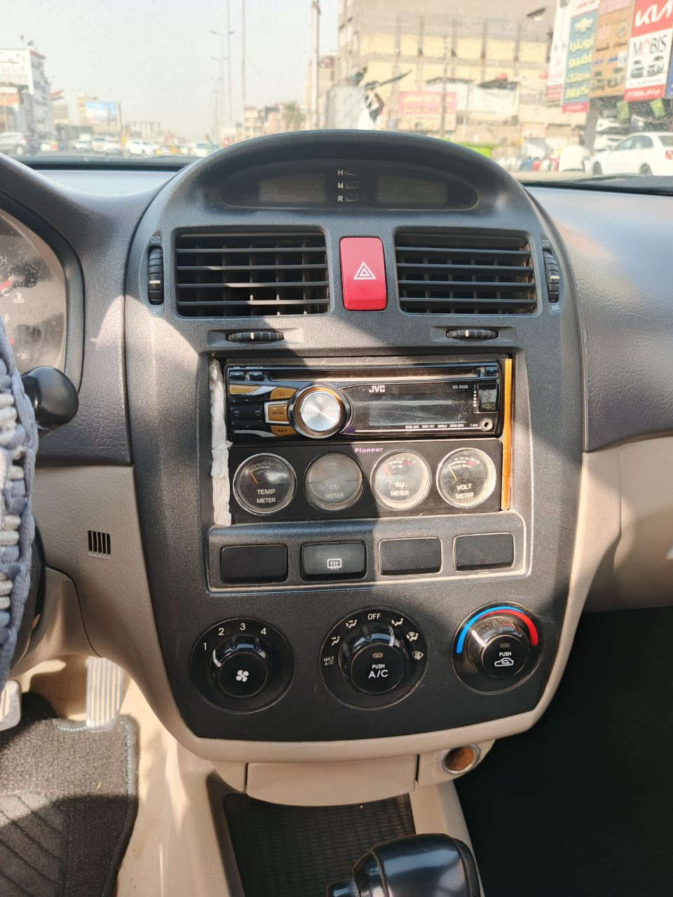 السلام عليكم 👇👇
…………..
كيا اسبكتره موديل 2006 امريكي محرك 2000 بيها خيط بخار رقم انبار انكليزي سنوية لحد 2028
……. السعر  /  80
 رقم الهاتف / ***********
