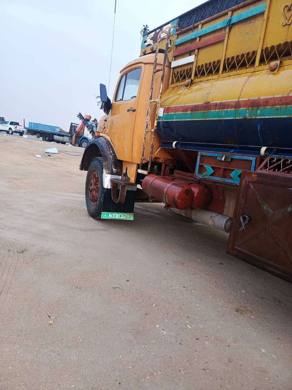 للبيع ابوردين 81 مكفوله كفاله عامه 8طن شاصي مكفول قطره صبغ مابيه رقم انكليزي نينوى مداور ثاني يوم تانكي تفصال الموصل جديد
للاستفسار الاتصال ***********
