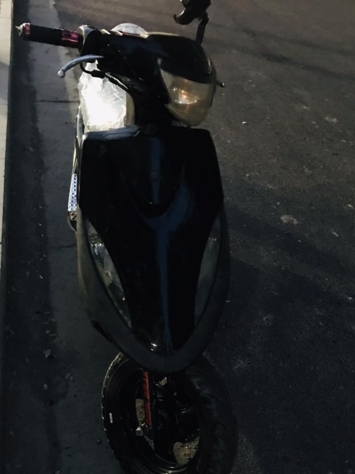 سلام عليكم دراجه ماكس عدله للبيع وذا مراوس بسكنس جبلي اروس حتلو اطي فرق بس كون مو نطيحه دراجتي 55 شلعه ومعدل تخبل دراجه اروح بيه من الجسر ديالى لل زعفرانيه ورجع بعد ماطلع او عله ايدي مداريه بيه فقط نقص دكمه مال اشاير يمنه يسره او دسك بريك ماشده الامامي اطيك ياه شده انته عنواني جسر ديالى القديم سعره 650 او بيه مجال للاستفسار هذه رقمي ***********
