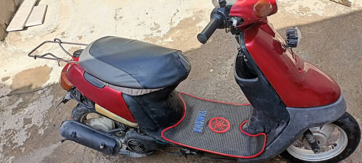 ماطور بوتين محرك معمر وايرمنية شغالة سلف شغال كهربائيات كلها شغالة العنون موصل الايمن السعر 200 بي مجال الرقم ***********
