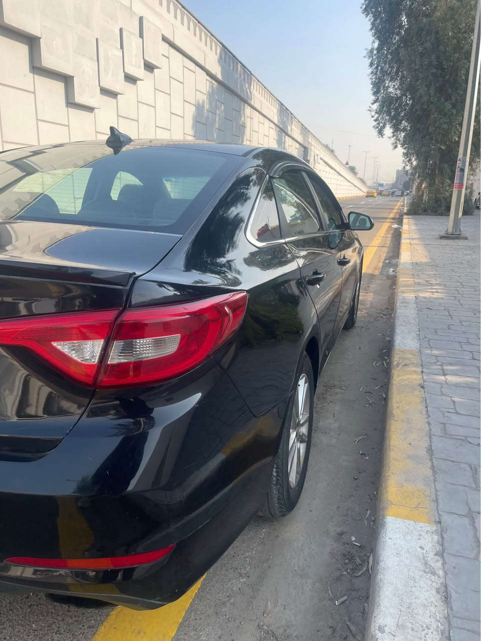 سلام عليكم سوناته موديل 2017 وارد أمريكي سياره جاهزه علا آخر حبايه رقم أربيل جديد بيه قطعه واحد صبغ مكينه كير جدد عنوان بغداد كرب طوبجي رقم تلفون *********** بغداد, العراق

