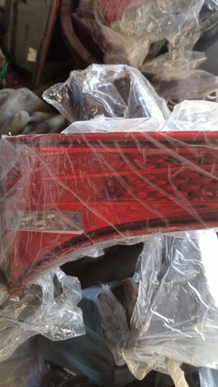 ادوات جديده ومستخدمه. 
غسان الكهربائي 
ديوانيه مركز المدينه 
للاستفسار. 
***********
