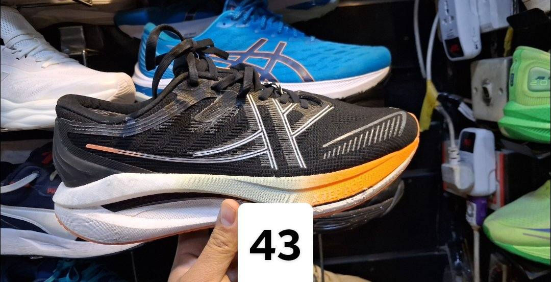 ا
السلام عليكم 
احذية باله اصليات
سعر ٢٥ الف
مكاني بغداد شارع حيفا 
نزله ملعب نادي الزوراء مقابيل معمل ثلج
يوجد توصيل للكل ***********
