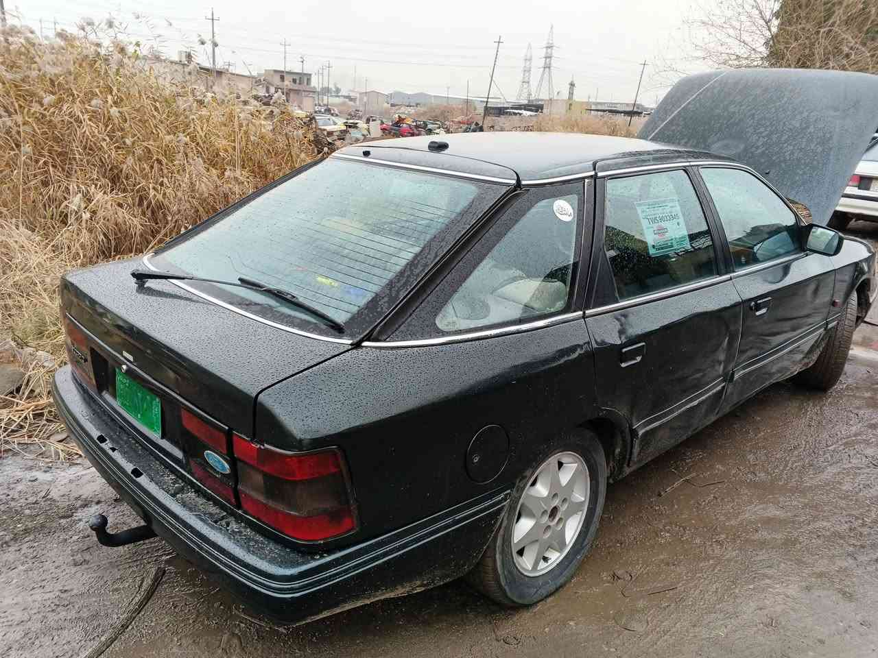 السلام عليكم فورد سيرا موديل 92 مكينه نظيفه جير نظيف كهربائيات شغال صوغ حزام بدون دعه كربون بيها سنويه خضراء شرطه تحويل سياره شغاله جير مكينه شرط.    بدون ضرر.    ***********
