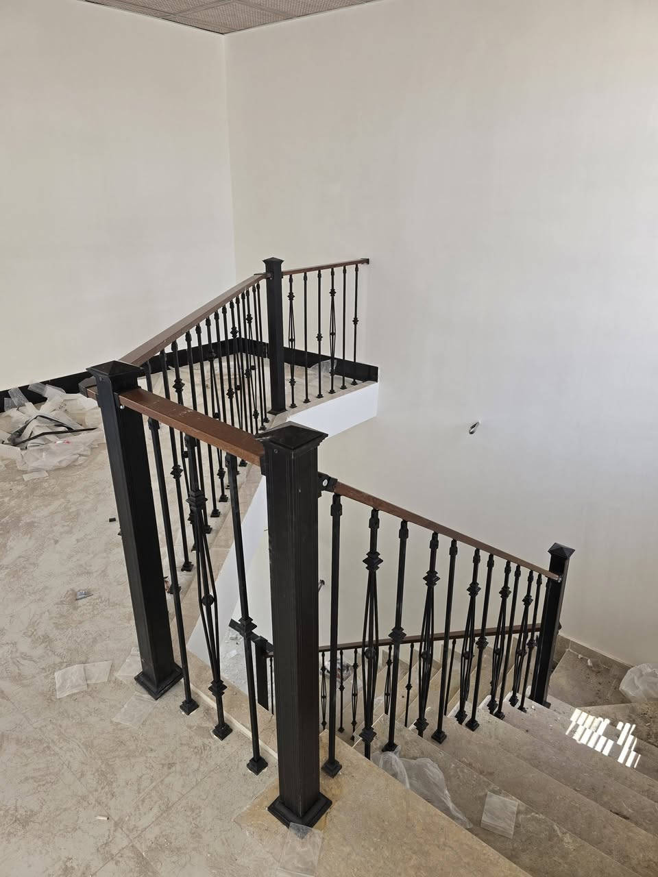 عرض خاص خاص ولفتره محدوده👇👇👇

محجر حديد مغلون سعر المتر ب٧٥ الف فقط فقط
 
دنكه الألمنيوم المربع تنحسب متر 

عملنا مواد وعمل والتوصيل يعني تستلم جاهز

اتصل واحنه نجيك للبيت( *********** )او مراسلتنا على واتساب

