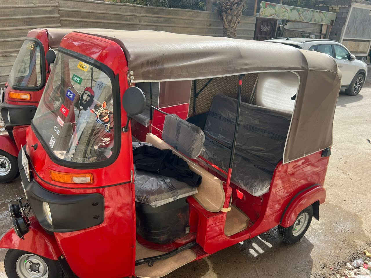 سلام عليكم تكتك 19شهر 11امضلع رقم وسنويه تحويل مباشر مكاني مدينت الصدر بيهه صبغ بلغوده الجماليه سعر 6200 وبيههه مجاللللل***********
