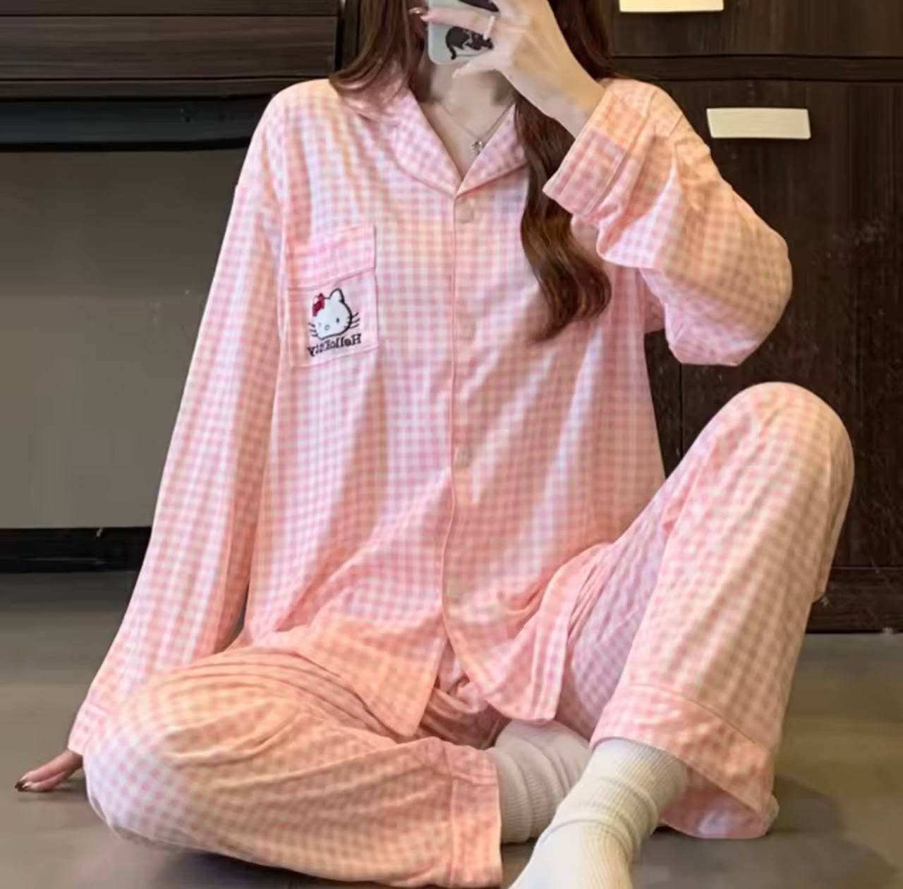متوفر تراك الولو كتي وبسعر🔥قياساته L/Xl/XXL
للحجز ولاستفسار مراسله الصفحه 🎁
توصيل متوفر جميع المحافظات


**إذا كنت صاحب هذا الإعلان وتريد حذفه لأي سبب، رجاءا أرسل رسالة إلى الدعم الفني**