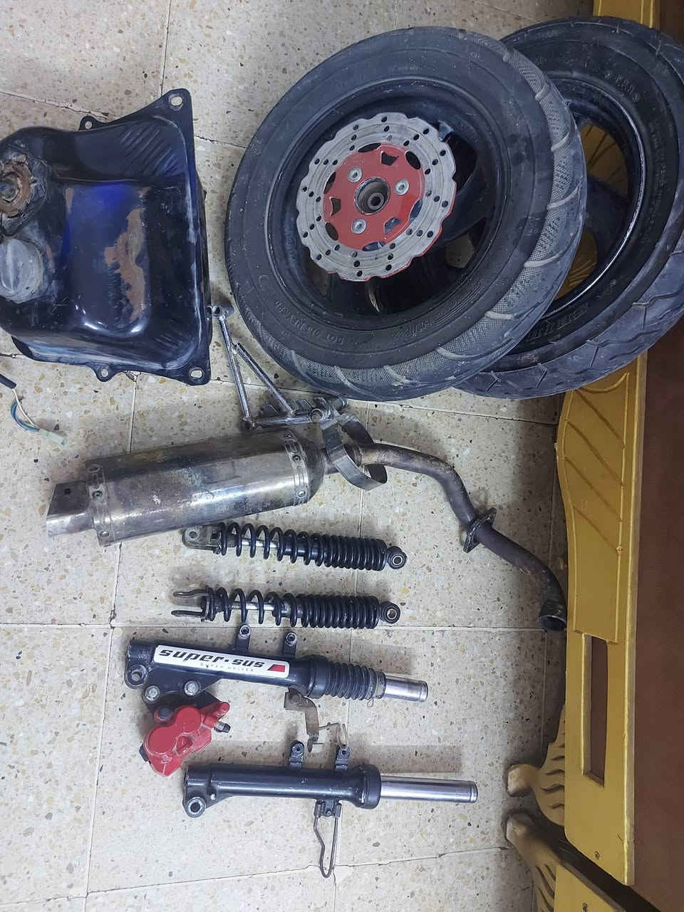 للبيع أغراض دراجه اف اس  FS


**إذا كنت صاحب هذا الإعلان وتريد حذفه لأي سبب، رجاءا أرسل رسالة إلى الدعم الفني**