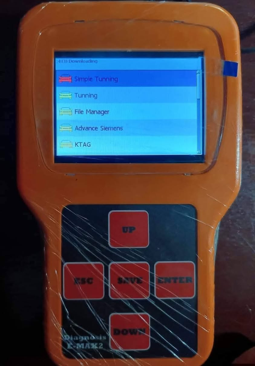 E max 2 .
جهاز فحص وبرمجة.
للسيارات الايرانيه والصينية والكوريه
برمجه المفاتيح. وتحرير العقول للسيارات الايرانيه
للتواصل.***********

