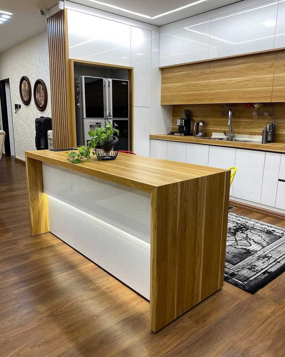 تكتمل الاناقه مع مطابخ فينيسيا  
#تصميم_و_تنفيذ كادر فينيسيا  للمطابخ التركيه والديكور  
كاونتر خشب الداخل mdfوالخارج hdf
حصراً حصراً الخشب تركي وليس ايراني 
نشالله يعجبكم التصميم وتصميم الالوان 

📍زورونا الحله سيطره الاثار 
📞للتواصل والاستفسار 
***********
