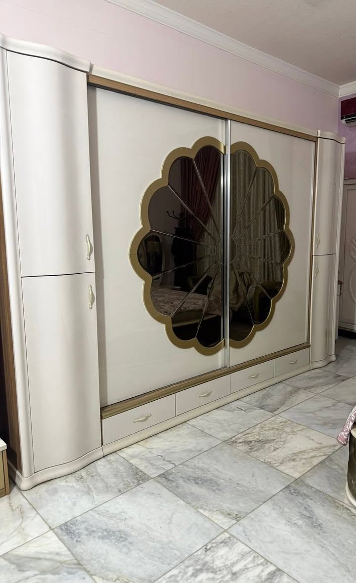 غرفة تركية نظيفة جداً للبيع


**إذا كنت صاحب هذا الإعلان وتريد حذفه لأي سبب، رجاءا أرسل رسالة إلى الدعم الفني**
