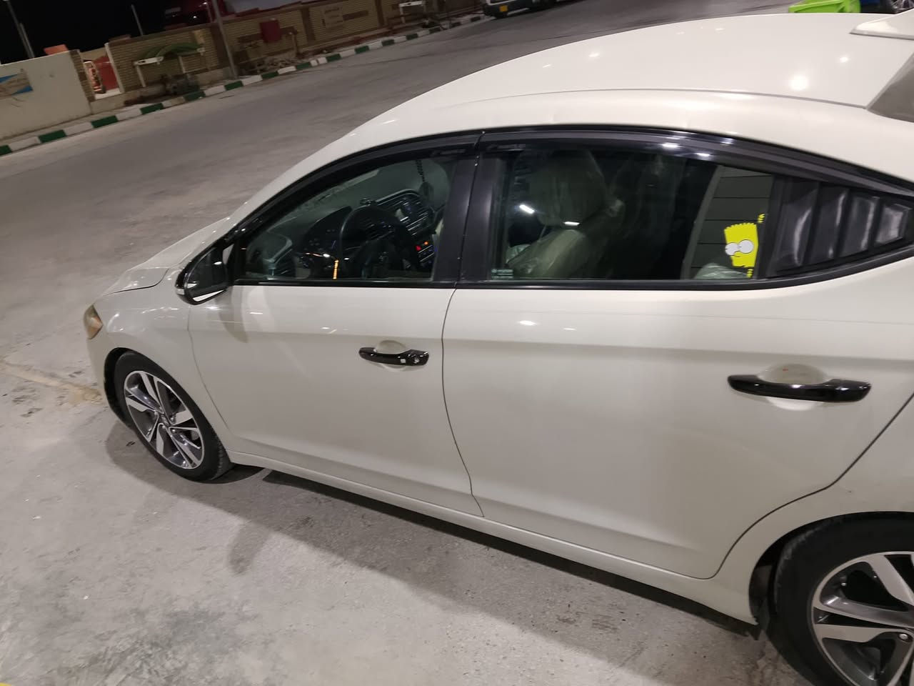 الانترا موديل 2017 سياره حادثها دعاميه واصبع من البنيد  فقط وبيها رصعه بلجاملغ الخلفي صغيره محرك 2000 دوش مرغوب كيرك مكينه مامفتوح بلادي صدر تحم تايرات جدد تحكم ستيرن منضومه زنون السياره رقم بغداد هزه جديده سنويه قبل شهر ستلمتها سعر 120 وبيها مجال قليل مكان بابل المسيب 
***********

مكلف بنشر
