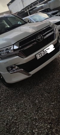 لاندكروزر GXR • ٢٠١٦ • رقم سليمانية