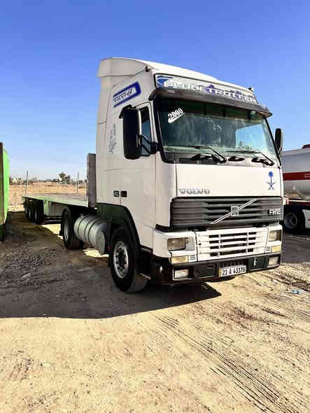 سلام عليكم فالفو دكتوره للبيع موديل 2000 سنويه بسمي 2028تنتهي محرك 460 بي بخار حصه كركوك تخم تاير راس وعربانه سعر 165 ***********
