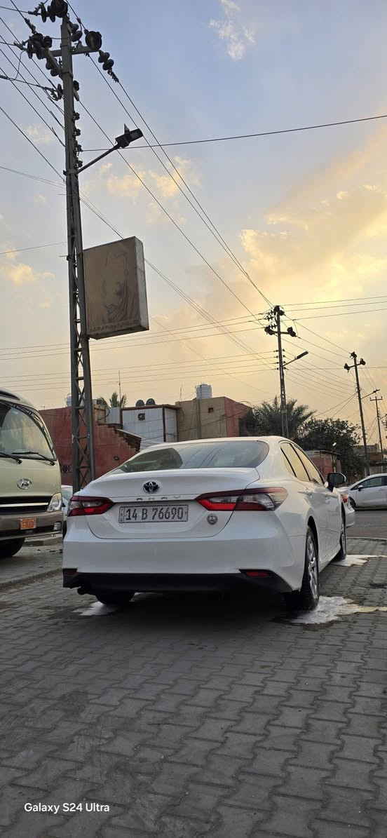 سلام عليكم كامري خليجي هايبرد موديل 2024 اصل ابيض ماشه 39 حقيقي سياره جديده وجاهزه وخير من الله ضررها باب لخلفي مكاني البصره شراي يتصل ***********
