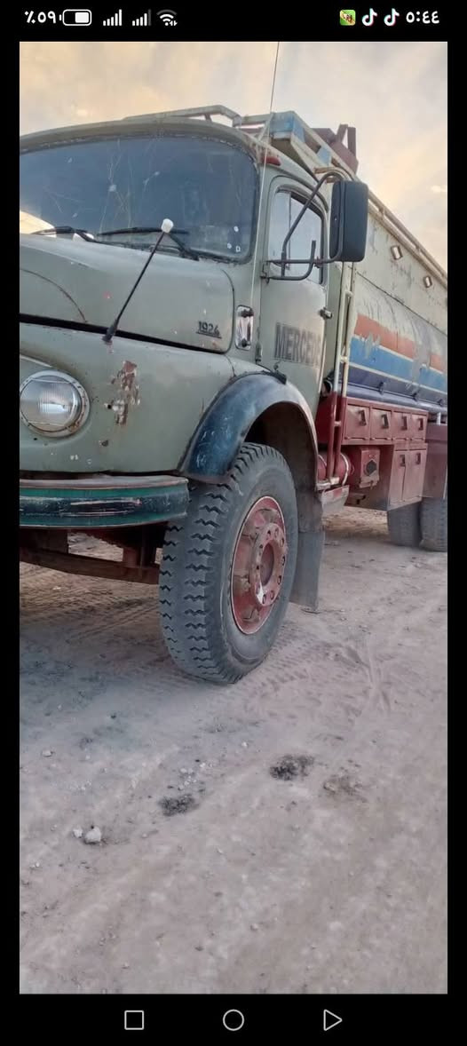 سلام عليكم اقجم للبيع موديل قديم الاستفسار اتصل على هاذا الرقم ***********
