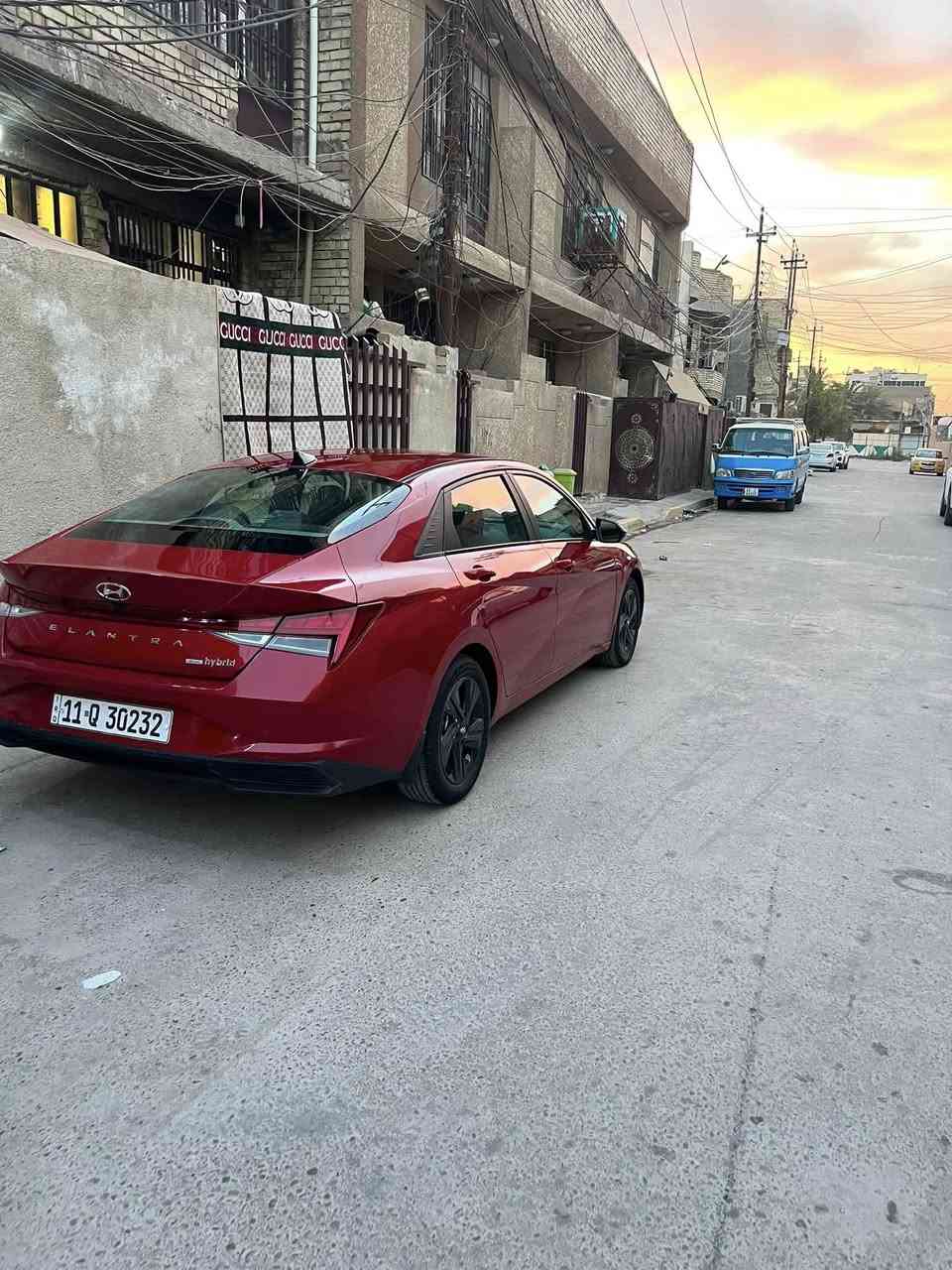سلام عليكم النتره موديل 23 نص فول هايبرد ماشيه 23 ألف مايل حدث بس البنيد بدون دواخل ابد سعر 140 وبه مجال اتصال ***********
