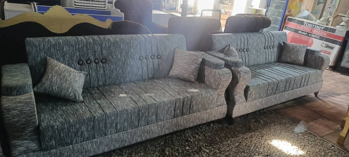 انواع الاثاث المستخدم والجديد في مزاد الرسول العنوان كاطون الرازي نهايه الشارع  لاستفسار ع رقم الهاتف *********** ملاحضه مستعدون لشراء كافه المواد المنزليه وغرف نوم 💤
