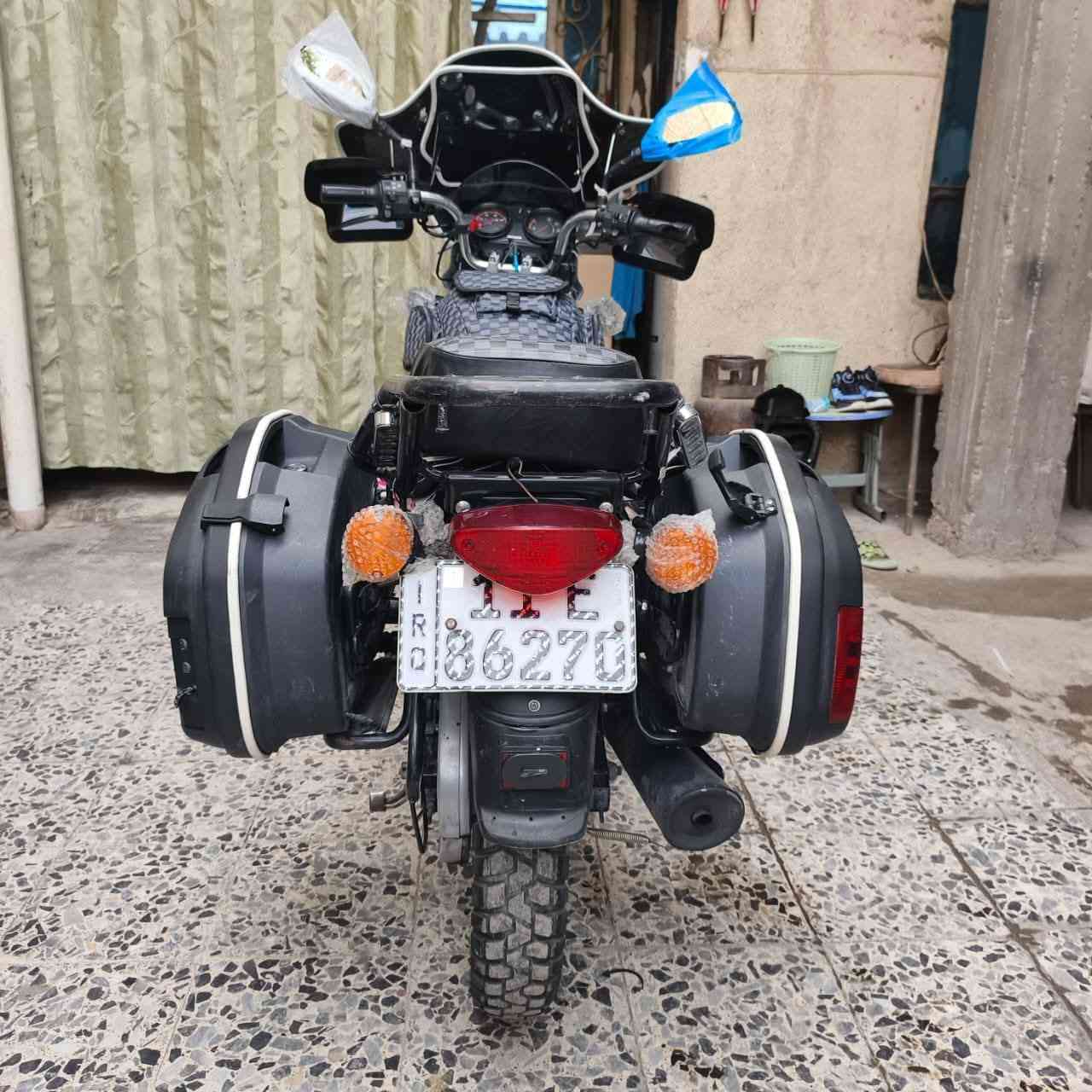 بوكسر موديل 22 كلاسك مرقم بغداد بدون جنط اذا تريد الجنط هم ابيعهن الدراجه مجفته شركه وعلييها ضمان سعرها 1800 وبيها مجال
رقمي ***********
مكان بغداد بلديات
