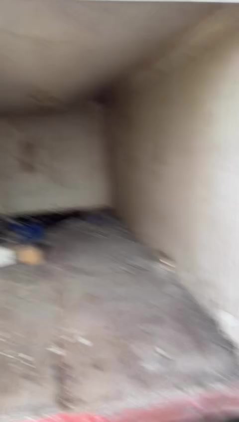 حاوية طول 6 متر
كما موضح في الفيديو 
السعر مليون 750 الف دينار عراقي 
العنوان بغداد باب الشيخ
الاستفسار ***********
