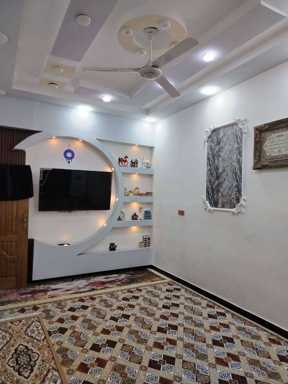 السلام عليكم دار للبيع 100 متر طابقين كافت خدمات بغداد الكمالية بستان علي كمال مربع  ***********
