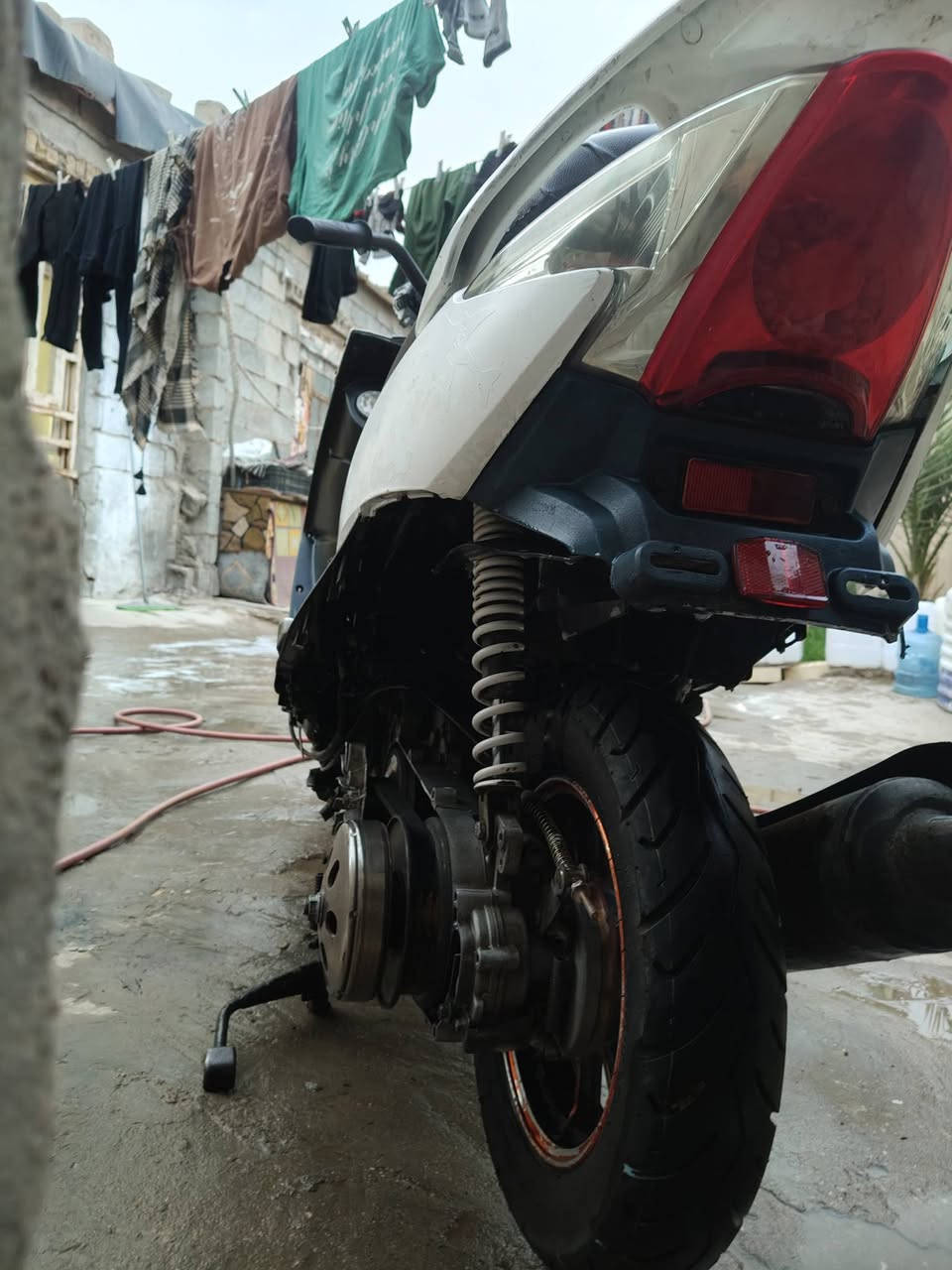 السلام عليكم دراجه للبيع مقفوله سعر 175 العنوان كربلاء *********** واتساب
