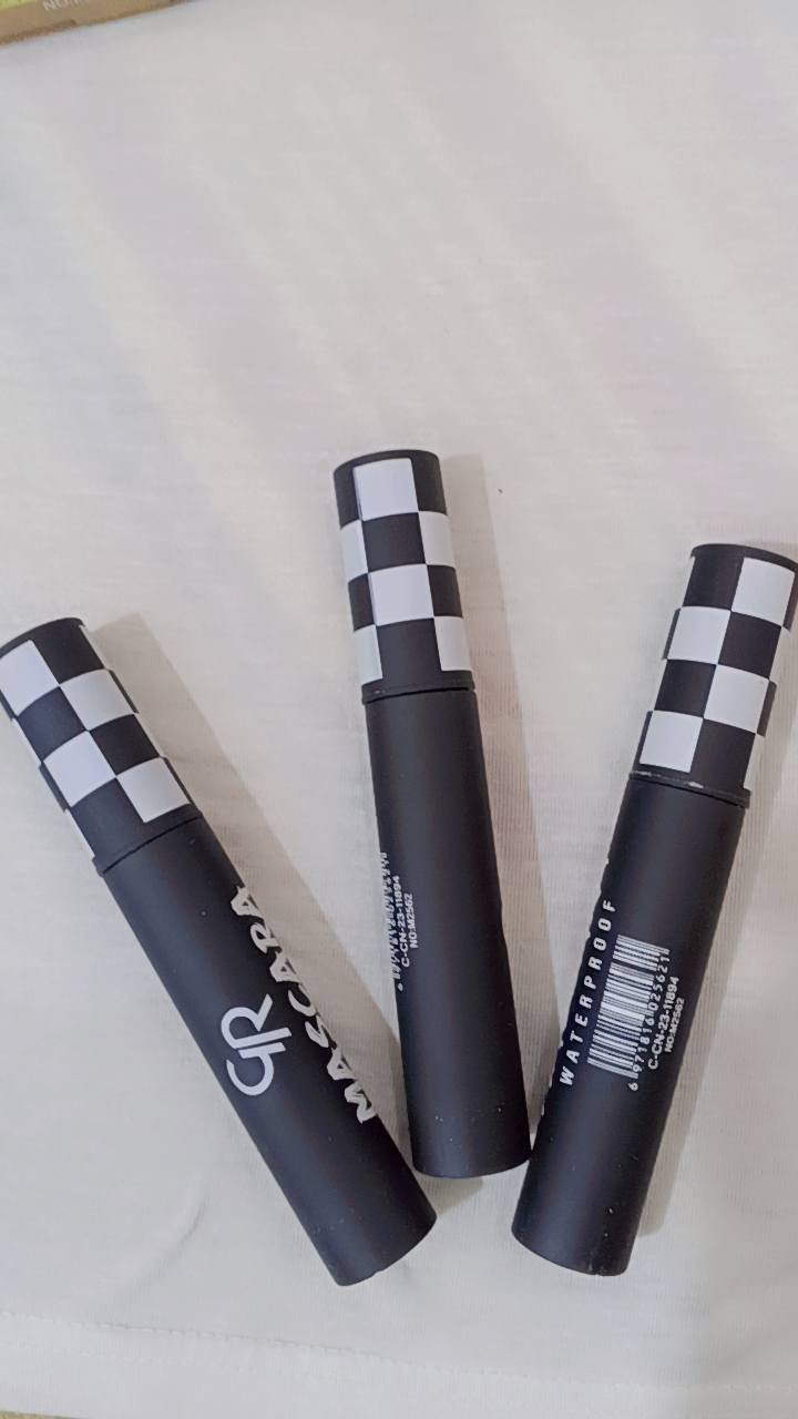 البكچ الي بصوره الاول ب10
باقي القطع ع الف والكريم اساس ع الفين


**إذا كنت صاحب هذا الإعلان وتريد حذفه لأي سبب، رجاءا أرسل رسالة إلى الدعم الفني**