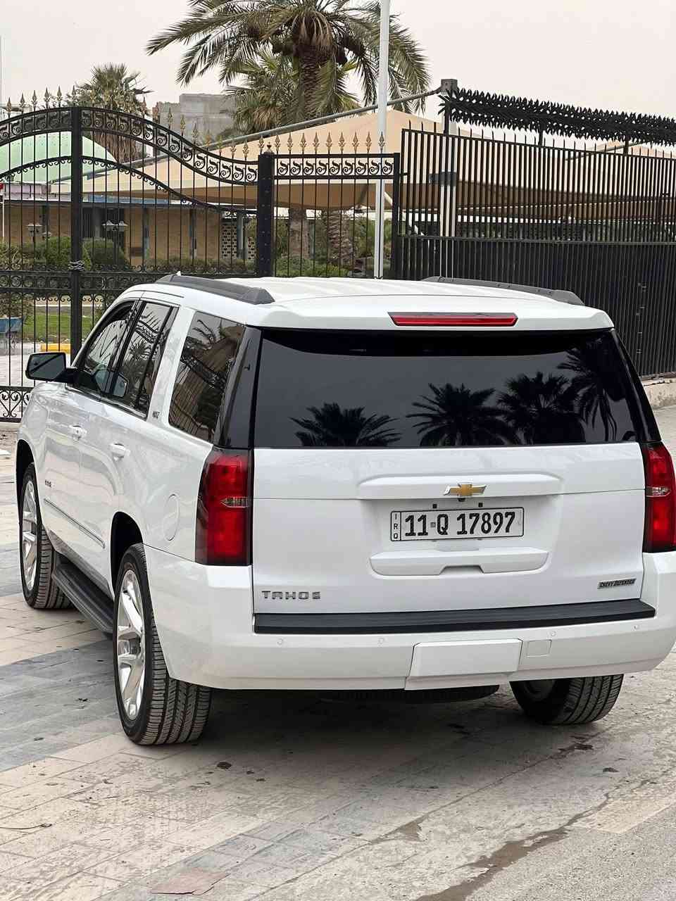 السلام عليكم رمضان كريم
تاهو فدرالي 

موديل 20 مرقم بغداد وجاهز دخول جديد 

وارد أمريكي 

حادثها صبغ قطعتين ونص بدون تبديل بدون ايرباك 

ماشيه 105 

كير مكينه صدر تبريد كهربائيات كله بلاد 

مكينه المرغوب 5300 

ويل كروم حجم 22 

زنون 

بروجكتر 

شاشه 

كامرا 

حساس 

قاصه 

هوك 

جلد 

ترايش نيكل 

السياره جاهزه ونضيفه بالعافيه عالياخذها 

ملاحظه كل شي اكو بلسوك بس النظافه والموديل يحكم 

عندك مراوس احجيلي بالمعقول كل شي بسعره بيع او مراوس حسب القناعه 

السعر 298 مجال بسيط حك العمله 

شراي اتصل صور الحادث خاص 

*********** مكاني بغداد حي تونس او شارع حيفا
