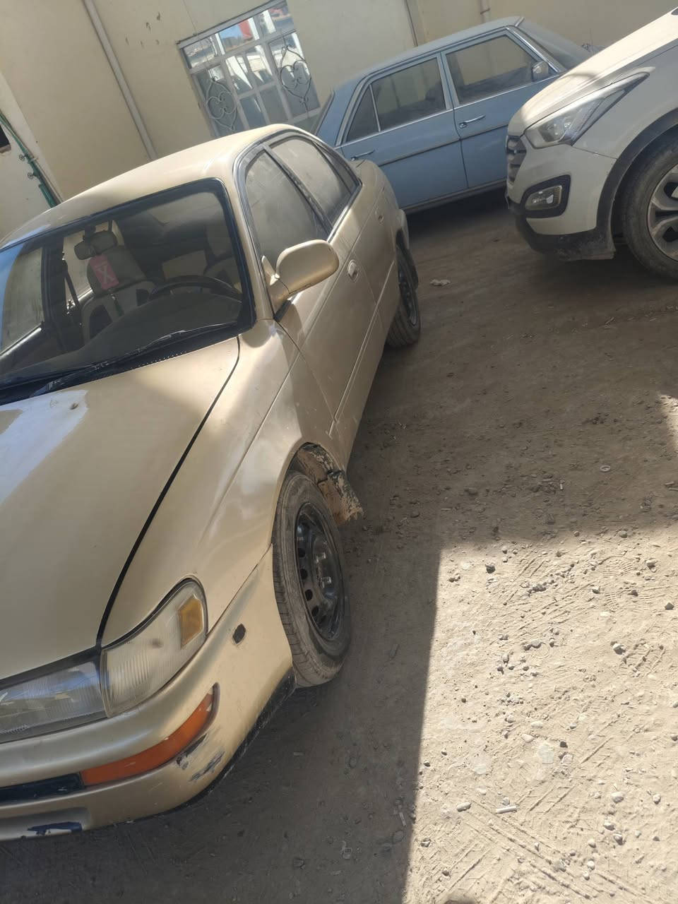 السلام عليكم سياره كورولا 91 للبيع رقم نجف حي القدس رقم نكليزي جديد بسمي توي مداور سنويه ماساقطه سياره نضيفه شوفت عيونكم للاستفسار اتصل على رقم ***********
