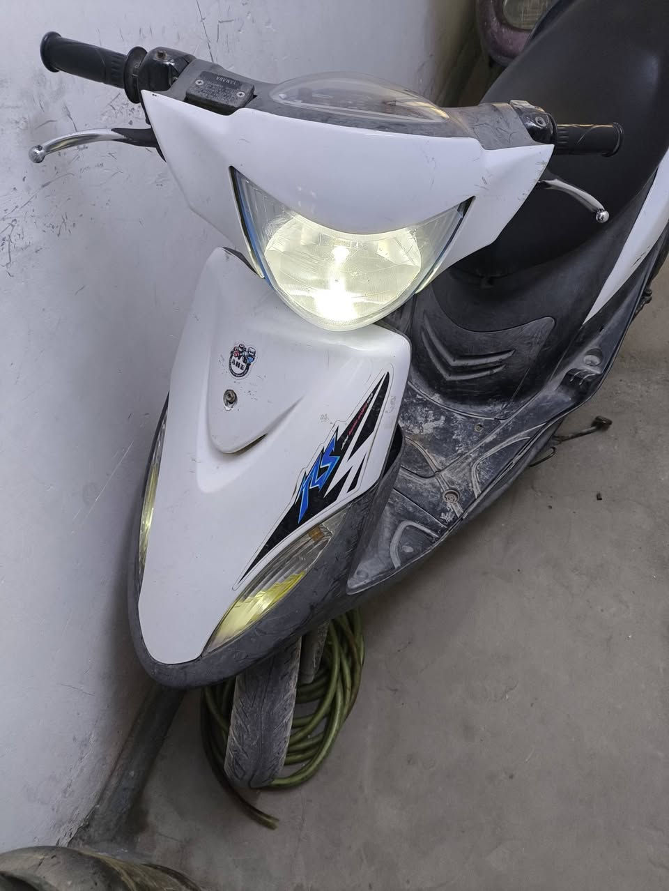 دراجه ماكس عدله للبيع نظافه تجي وتشوف كله شغال السعر اتصال ***********العنوان شارع  الوائلي فرع الحداد
