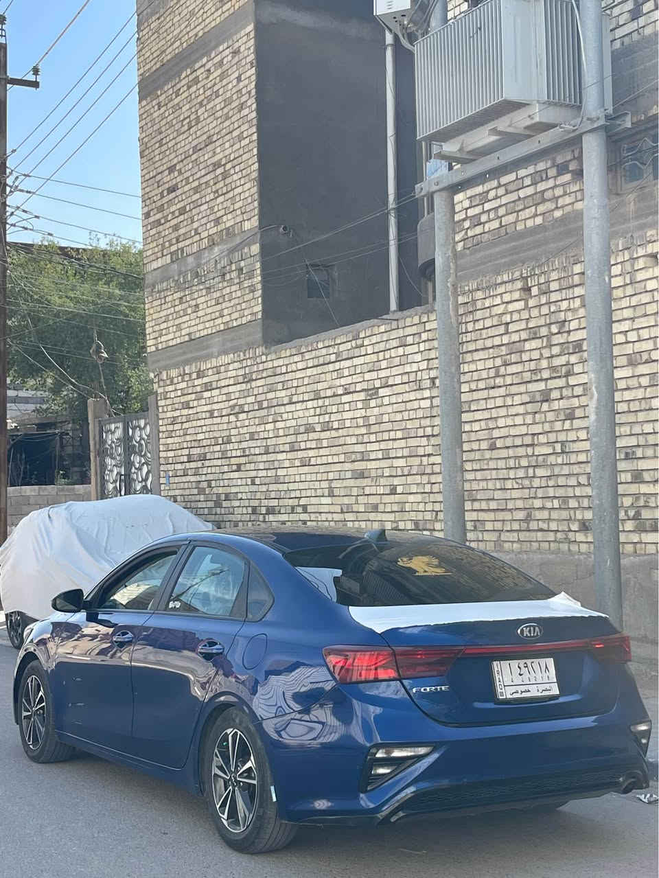 يالله من رخصت الادمن المحترم للبيع كيا فورتي 2020 لون ازرك محرك 2000 دوش رقم بصره مشروع وطني معوقين لغايه 2027  ماشيه 80 السياره جديده كلش مامتعوبه استخدام شخصي تبريد تدفئا كير مكينه حداده طخم تاير لايت زنون ترحيب رادار جانبي كامره دواره شاشه كار بلي تحديد مسار مثبت سرعه نضام سبورت نورمال  السياره بيهه بارد بالجاملغ الامامي والبنيد مبدل عنوان السياره البصره وهاذه رقم راعيهه   (***********7).  *********** البصرة, العراق

