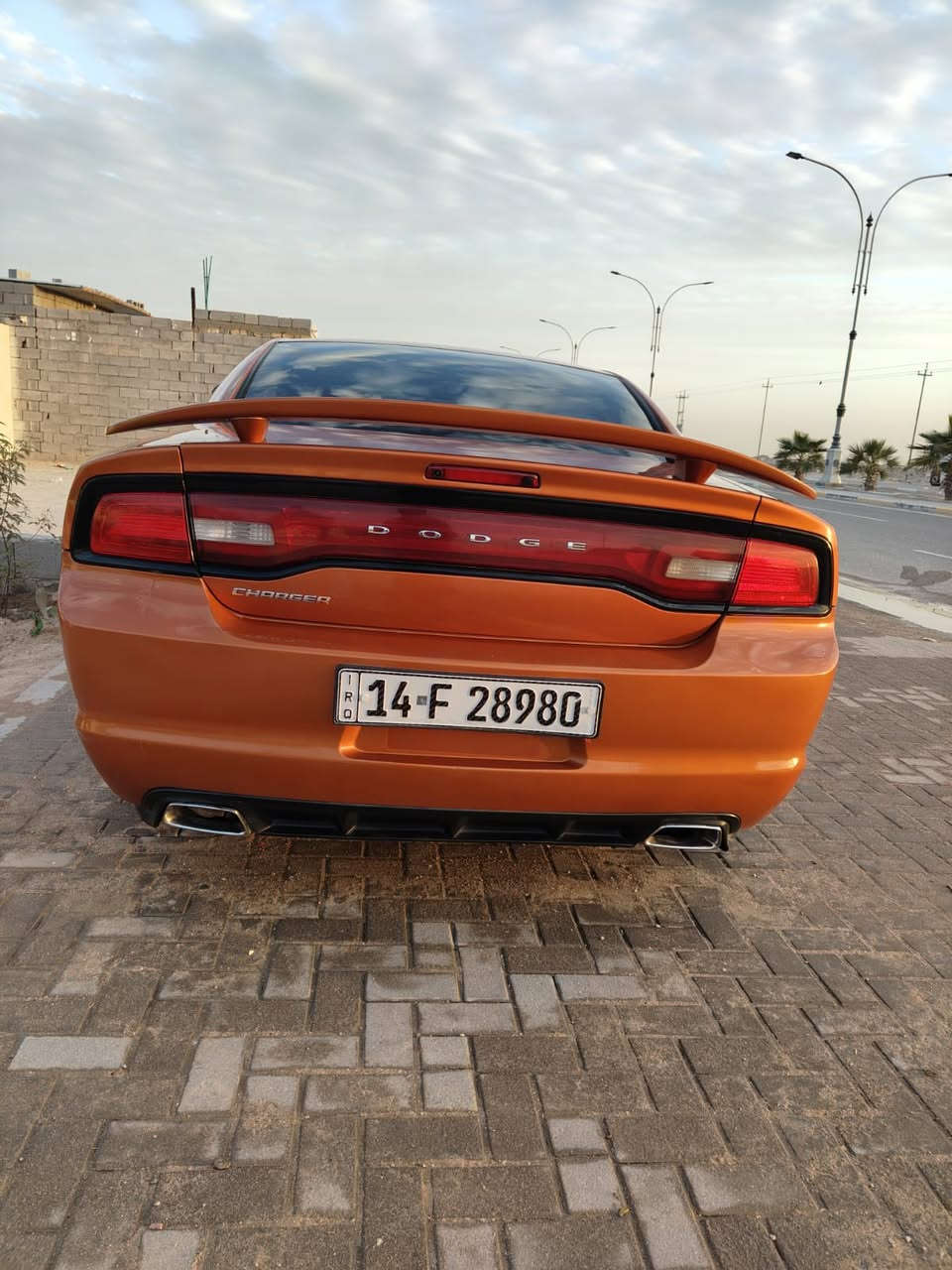 من رخصة الادمن ملاحظه اخوان السياره كفاله عامه من الصبغ والحادث وفتح البرغي والتبديل
وارد كندي
جارجر موديل 2011 بأسمي تحويل مباشر
السياره مامشتغله خط ماشيه 300
تخم تاير + الحداده كارتون 
سياره جديده استخدام شخصي
السعر 150 مجالها قليل
البصره أم قصر 
***********
*********** واتساب
